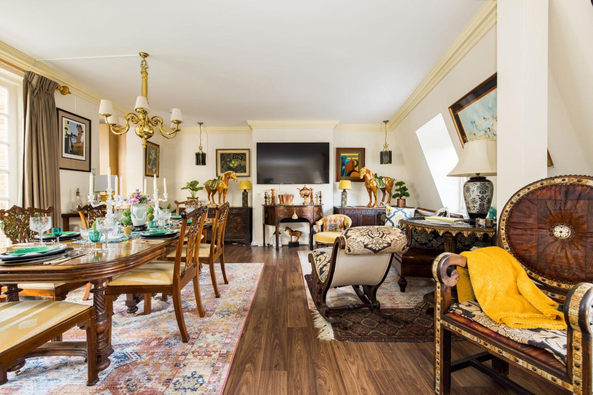 Mayfair 9-bed Townhouse - Sleeps 16 Patio & Ac London